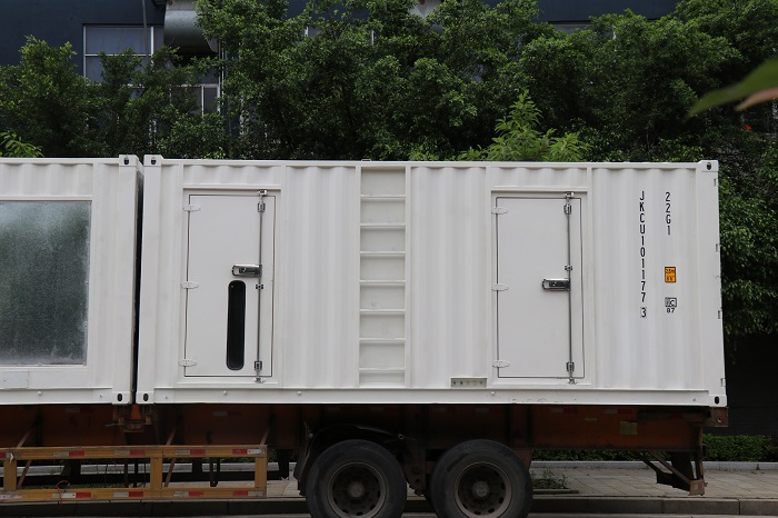20ft 1MW Powerbox-White- (11).JPG